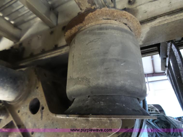 image for item K5270 2008 Chaparral drop deck trailer