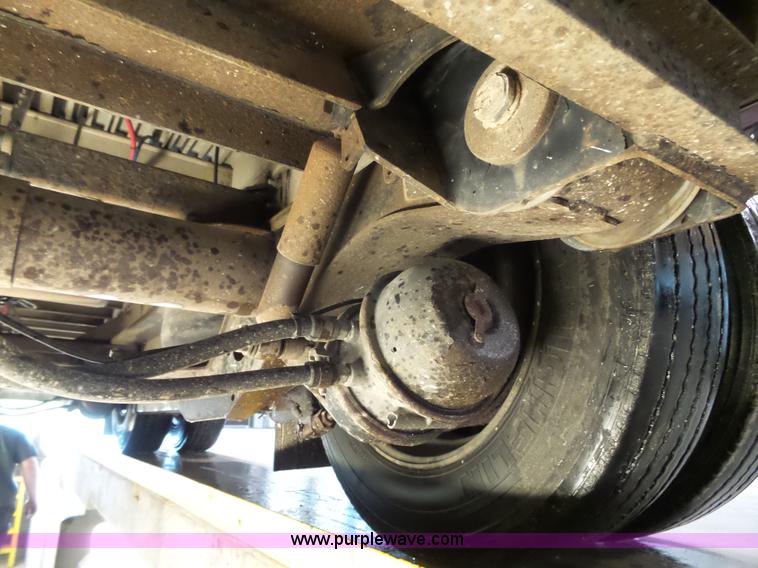 image for item K5270 2008 Chaparral drop deck trailer