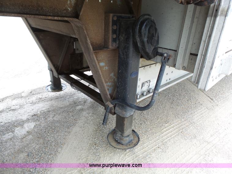 image for item K5271 2009 Chaparral drop deck trailer