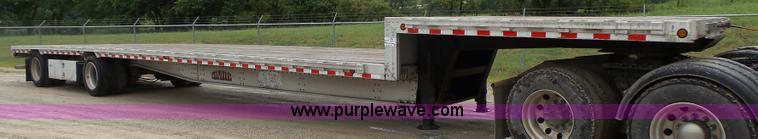 image for item K5272 2006 Chaparral drop deck trailer
