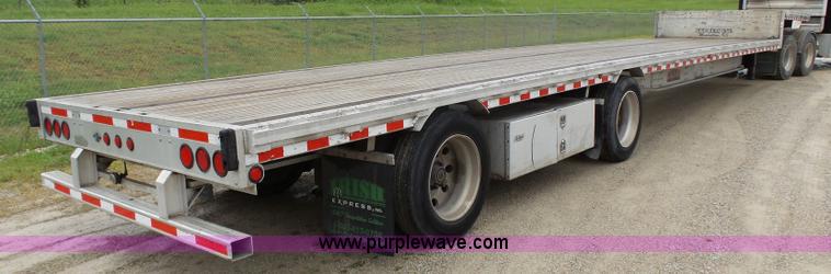 image for item K5272 2006 Chaparral drop deck trailer