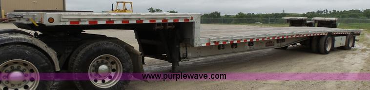 image for item K5272 2006 Chaparral drop deck trailer