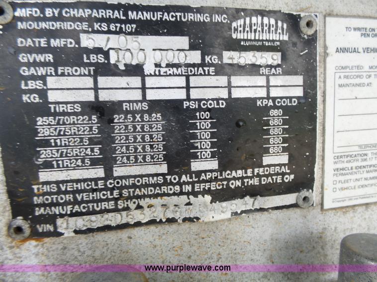 image for item K5272 2006 Chaparral drop deck trailer