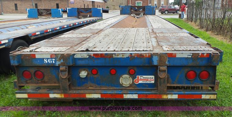image for item K5704 2002 Doonan 482DB14B drop deck equipment trailer