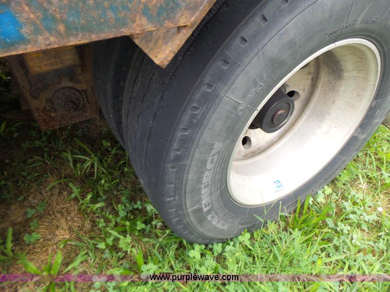 image for item K5704 2002 Doonan 482DB14B drop deck equipment trailer