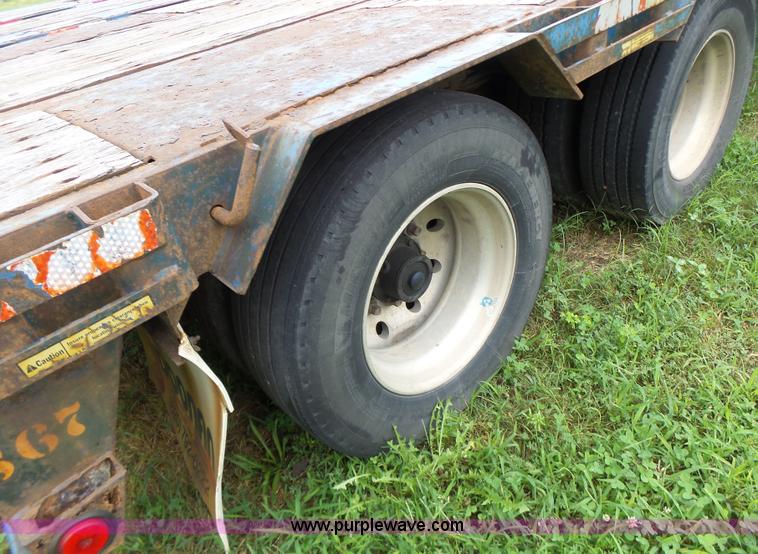 image for item K5704 2002 Doonan 482DB14B drop deck equipment trailer