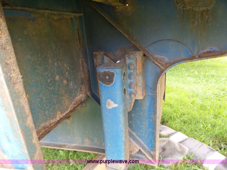 image for item K5704 2002 Doonan 482DB14B drop deck equipment trailer