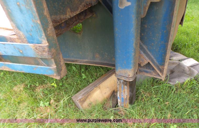 image for item K5704 2002 Doonan 482DB14B drop deck equipment trailer