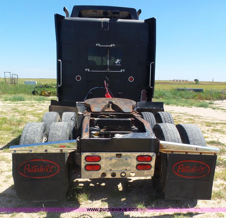 image for item K8443 1995 Peterbilt 379 semi truck