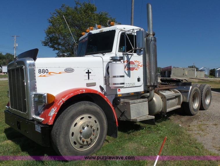 image for item L4006 1996 Peterbilt 379 semi truck