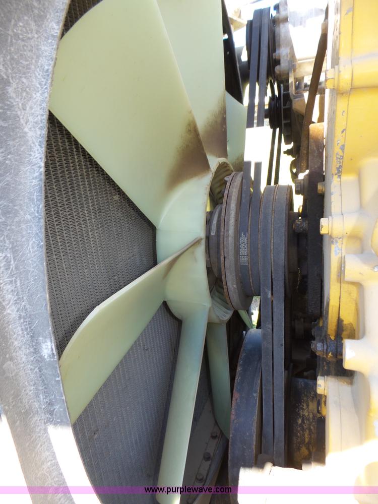 image for item L4006 1996 Peterbilt 379 semi truck