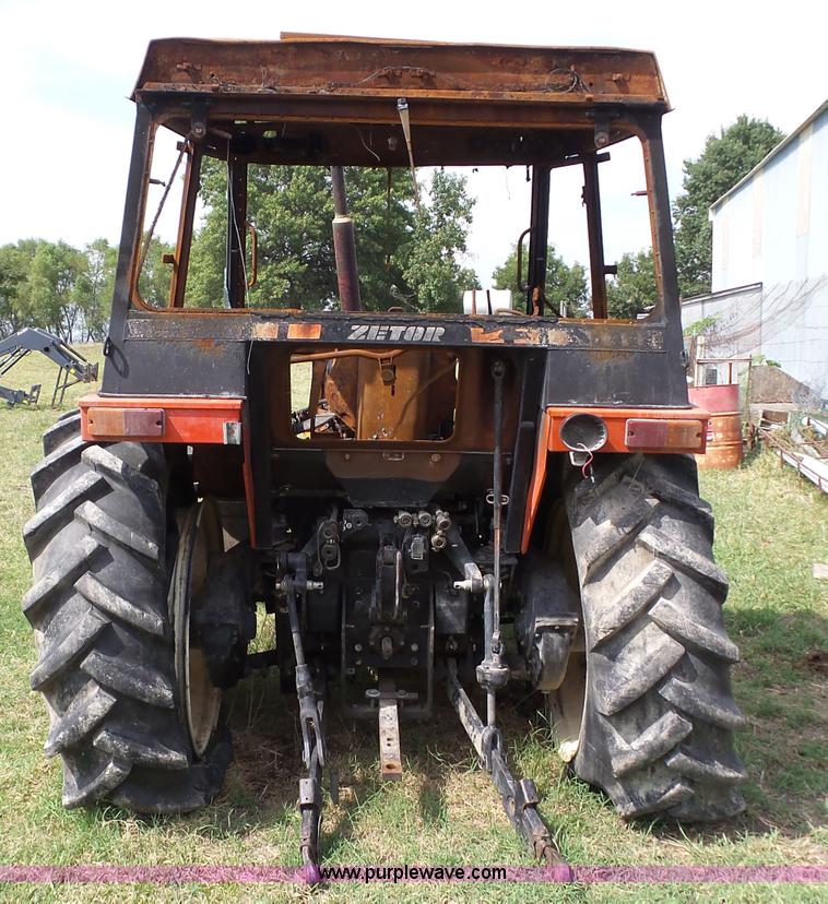 image for item AG9449 Zetor 1320 tractor