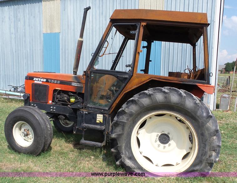 image for item AG9449 Zetor 1320 tractor