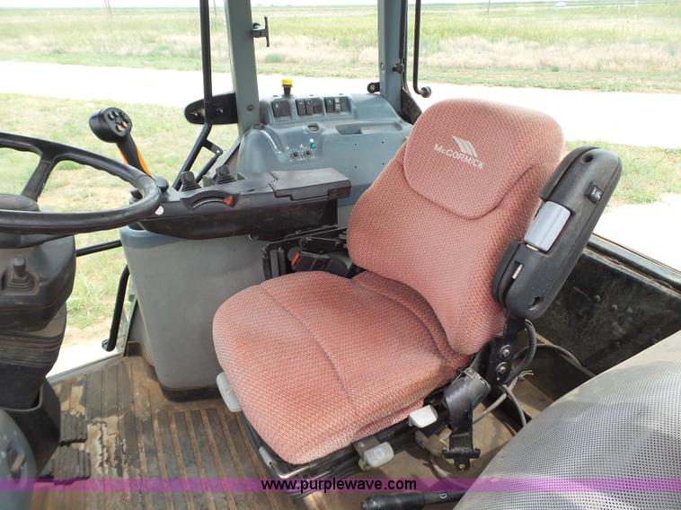 image for item BJ9321 2007 McCormick ZTX280 MFWD tractor
