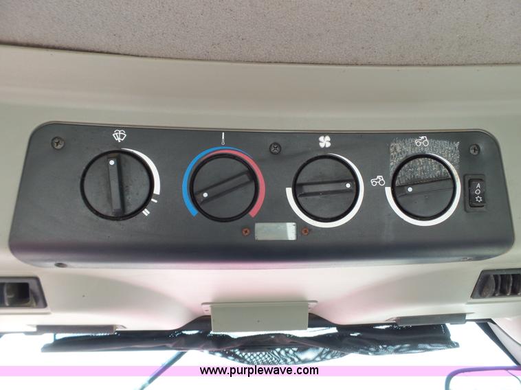 image for item BJ9321 2007 McCormick ZTX280 MFWD tractor