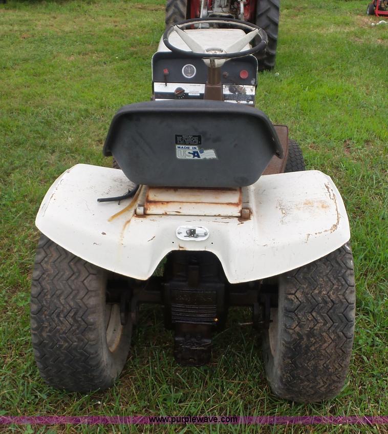 Bolens 1250 lawn tractor in Leeton, MO Item BK9622 sold Purple Wave