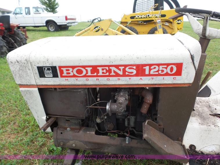 image for item BK9622 Bolens 1250 lawn tractor