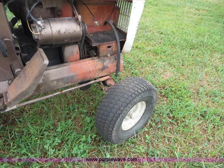 image for item BK9622 Bolens 1250 lawn tractor