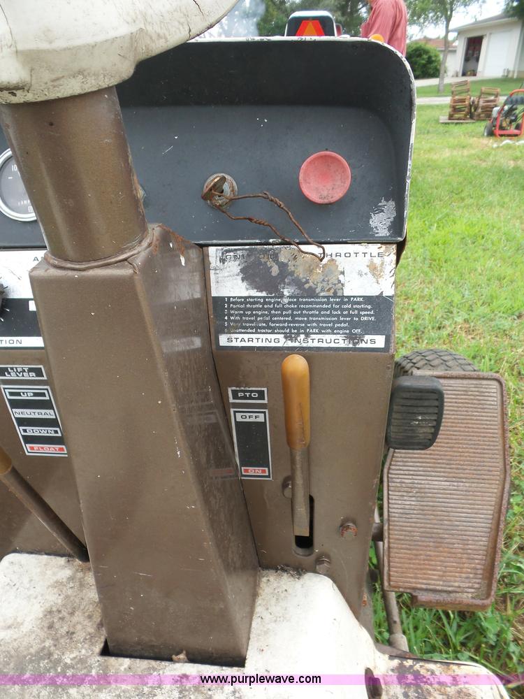 image for item BK9622 Bolens 1250 lawn tractor