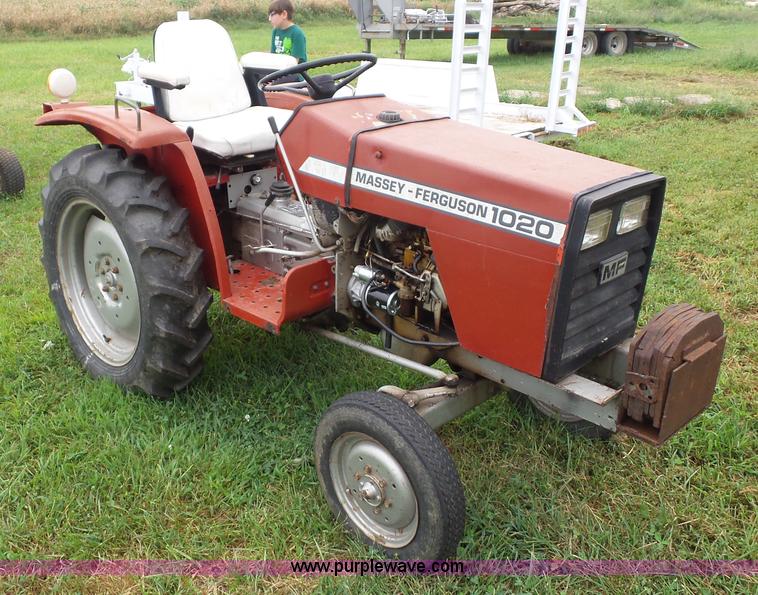 image for item BK9623 Massey-Ferguson 1020 tractor