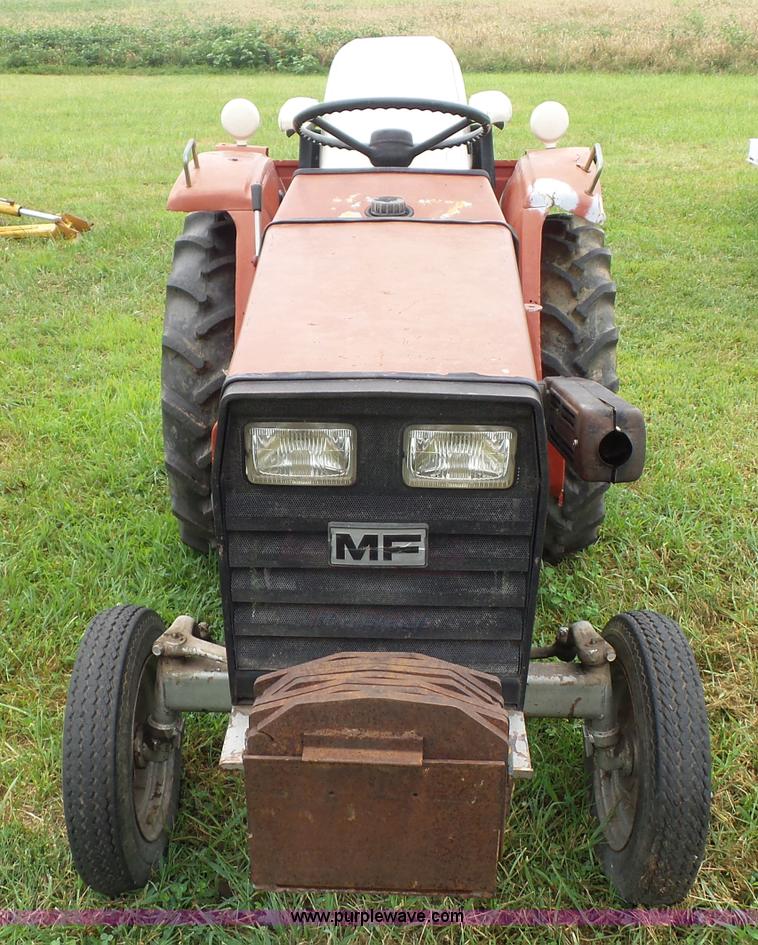 image for item BK9623 Massey-Ferguson 1020 tractor