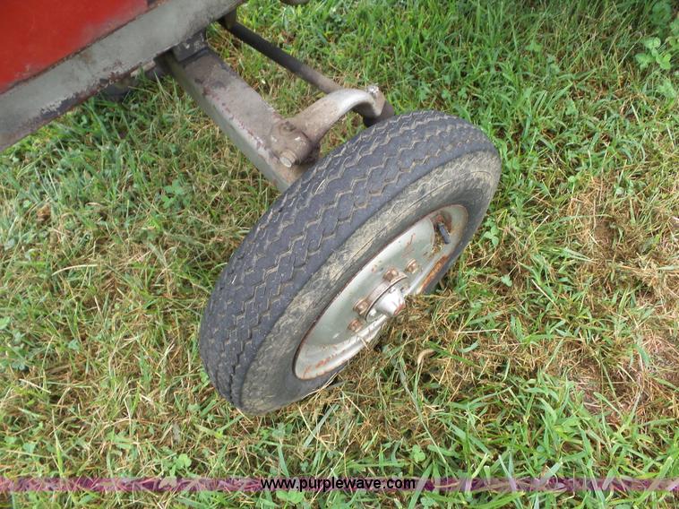 image for item BK9623 Massey-Ferguson 1020 tractor