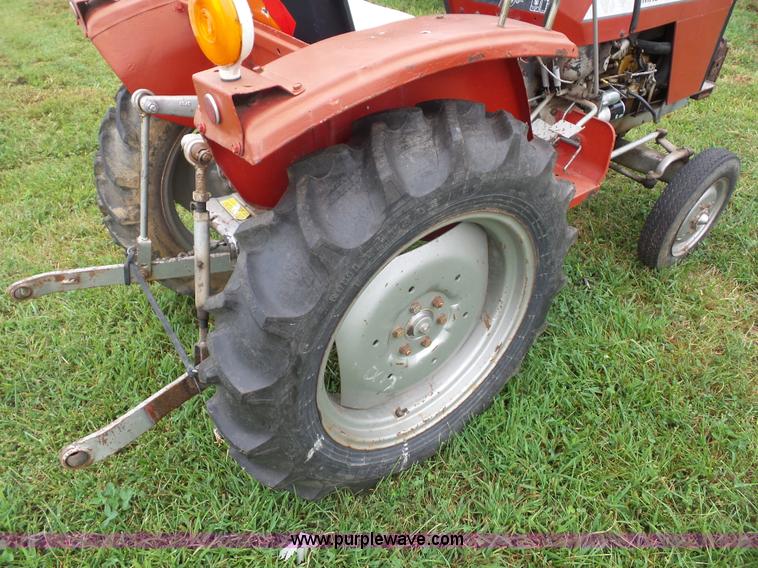 image for item BK9623 Massey-Ferguson 1020 tractor