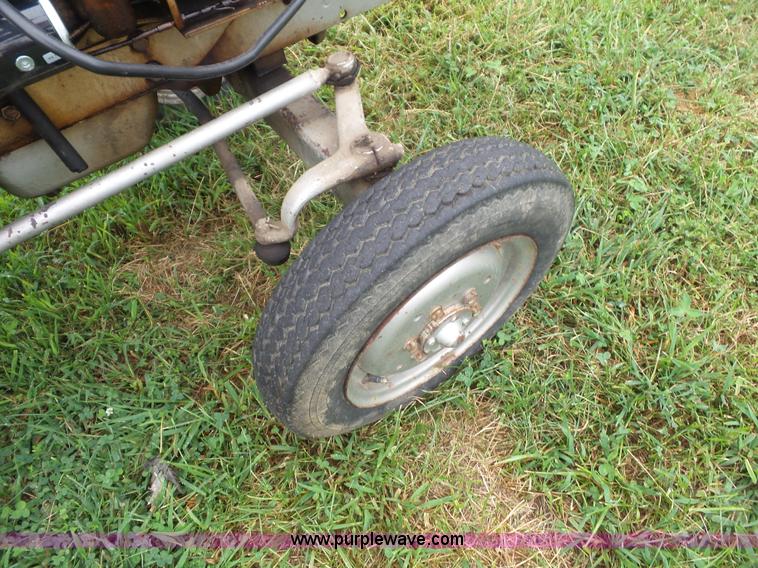 image for item BK9623 Massey-Ferguson 1020 tractor