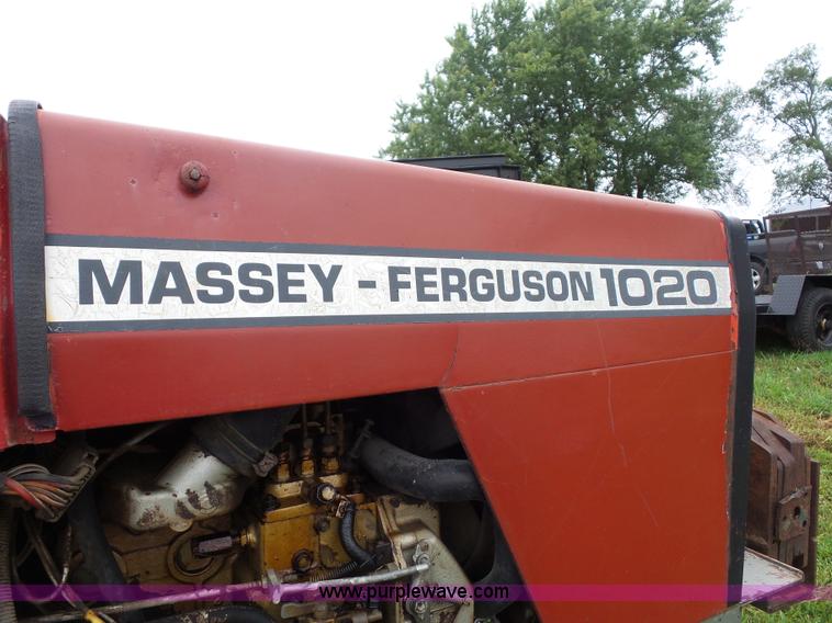 image for item BK9623 Massey-Ferguson 1020 tractor