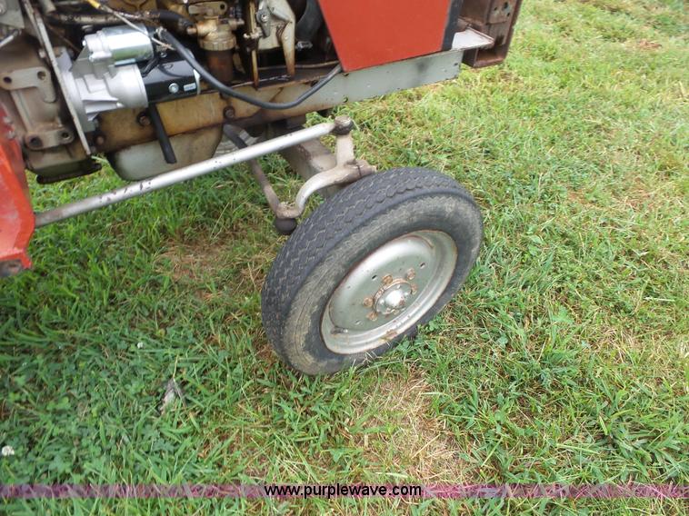 image for item BK9623 Massey-Ferguson 1020 tractor