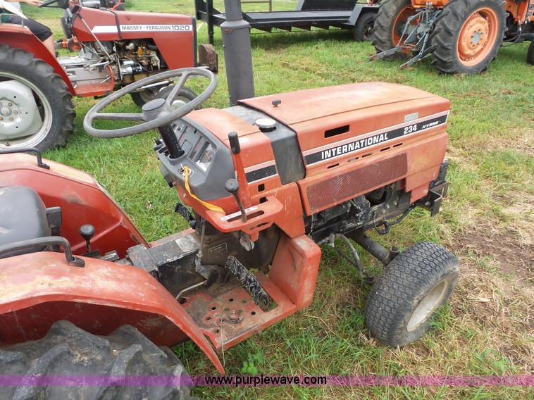 image for item BK9626 International 234 tractor