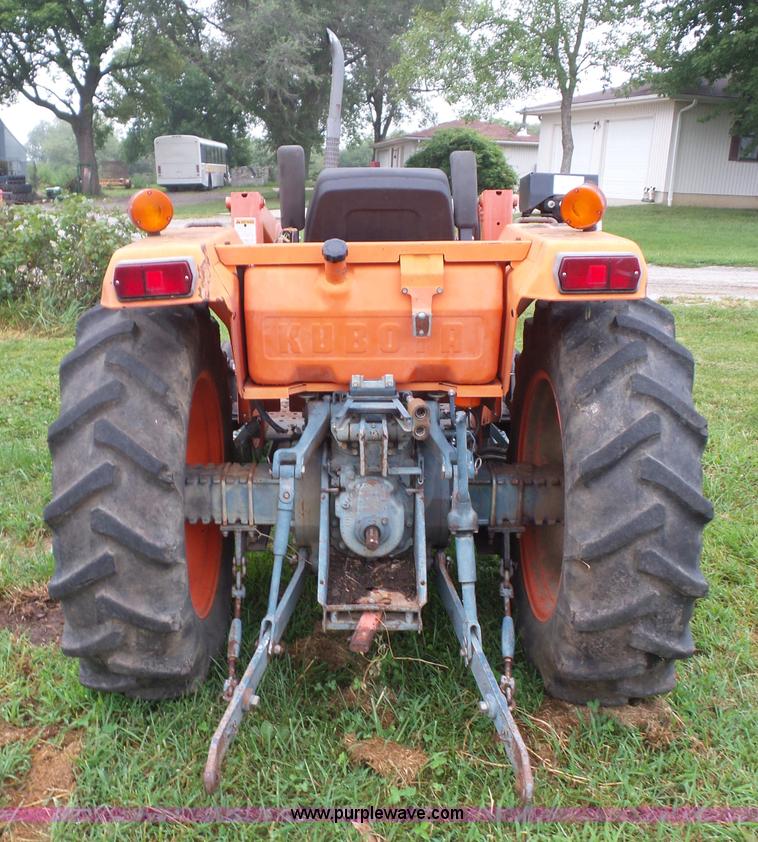 image for item BK9627 Kubota L3750 tractor