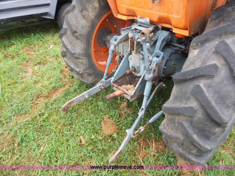 image for item BK9627 Kubota L3750 tractor