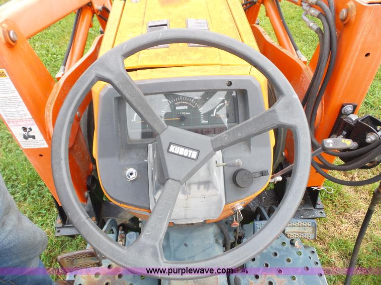 image for item BK9627 Kubota L3750 tractor