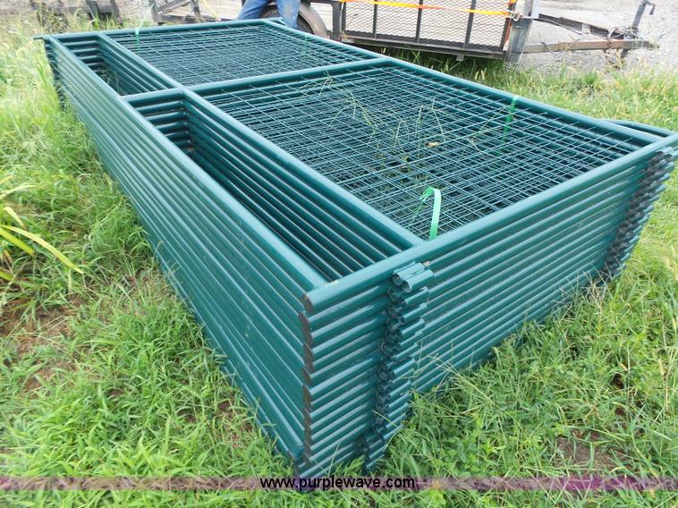 image for item BX9205 (46) metal fence panels