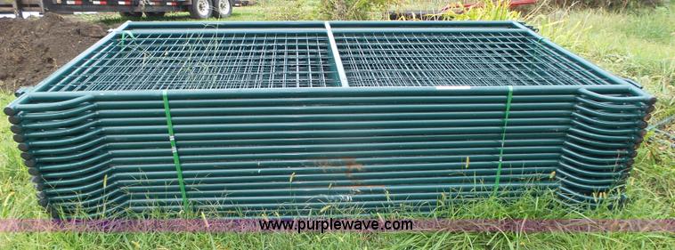 image for item BX9205 (46) metal fence panels