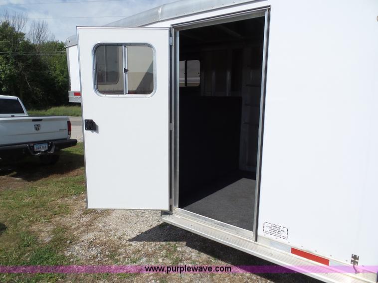 image for item BZ9818 2013 Featherlite 8533 horse trailer