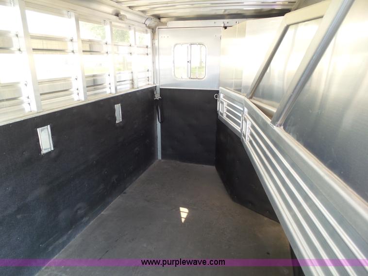 image for item BZ9818 2013 Featherlite 8533 horse trailer