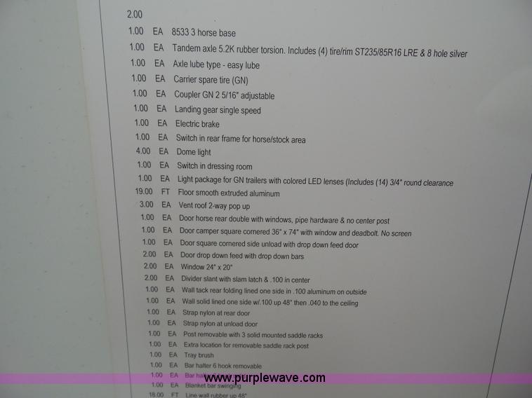 image for item BZ9818 2013 Featherlite 8533 horse trailer