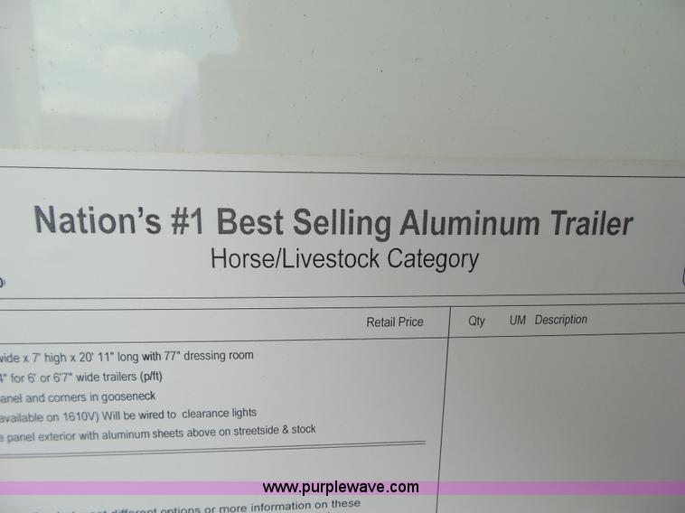 image for item BZ9818 2013 Featherlite 8533 horse trailer