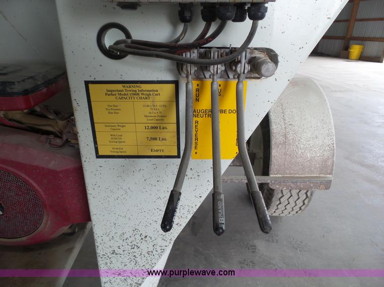 image for item BZ9819 1990 Parker 1500 gravity wagon