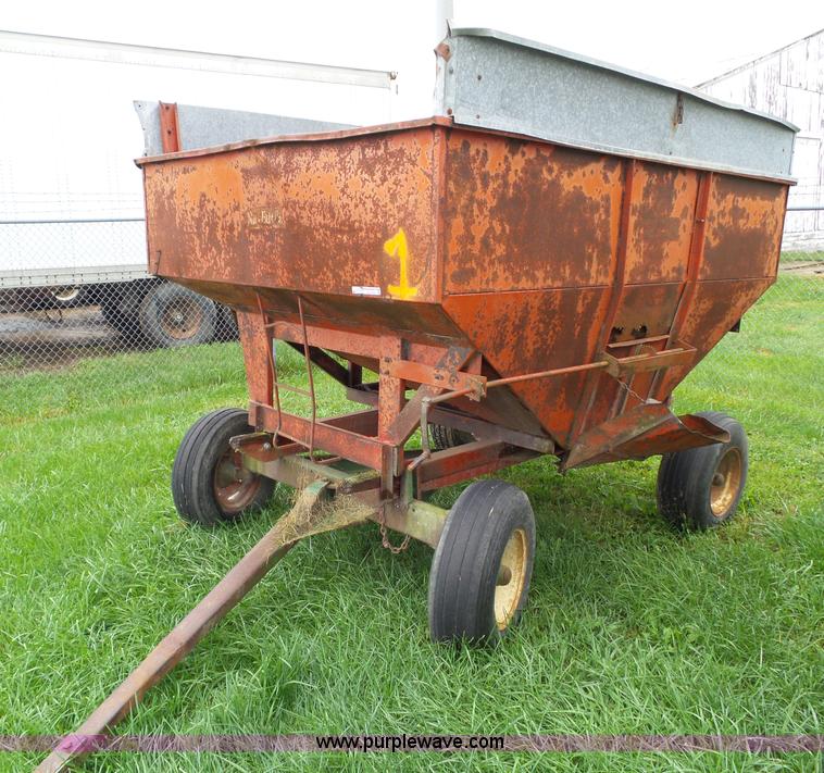image for item BZ9835 Gravity wagon