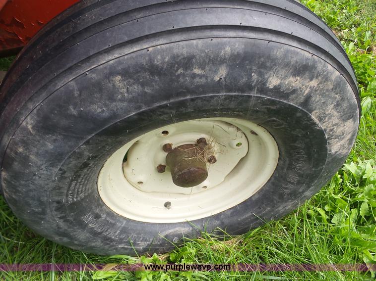 image for item BZ9838 M&W gravity wagon