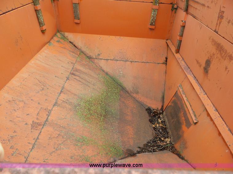 image for item BZ9839 Gravity wagon