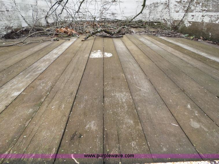 image for item BZ9840 Midwest M-10 grain wagon