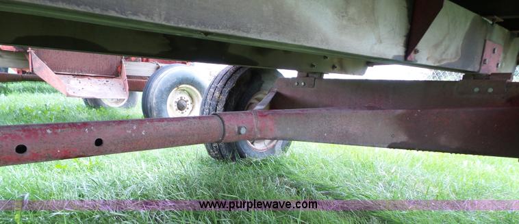 image for item BZ9840 Midwest M-10 grain wagon