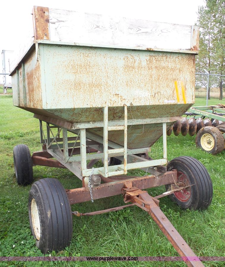 image for item BZ9845 Gravity Wagon