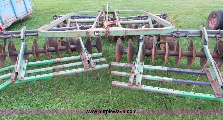 image for item BZ9846 John Deere 210 off-set disk
