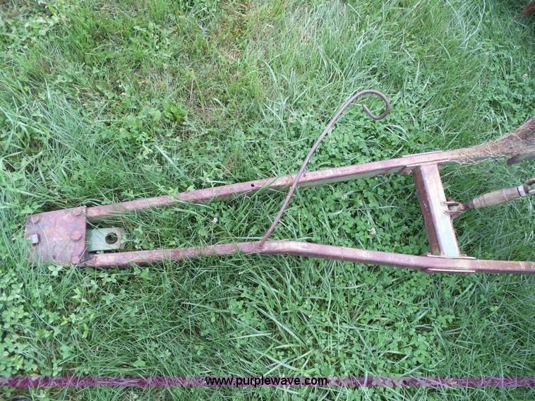 image for item BZ9846 John Deere 210 off-set disk