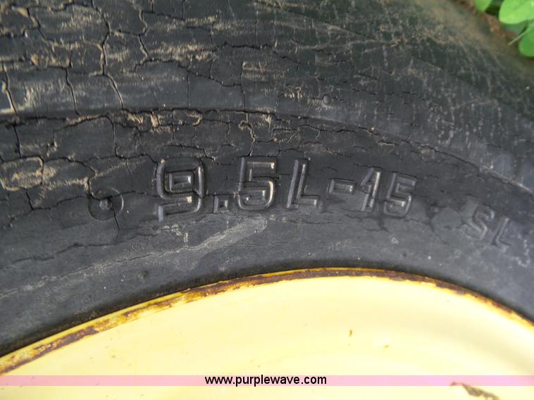 image for item BZ9846 John Deere 210 off-set disk